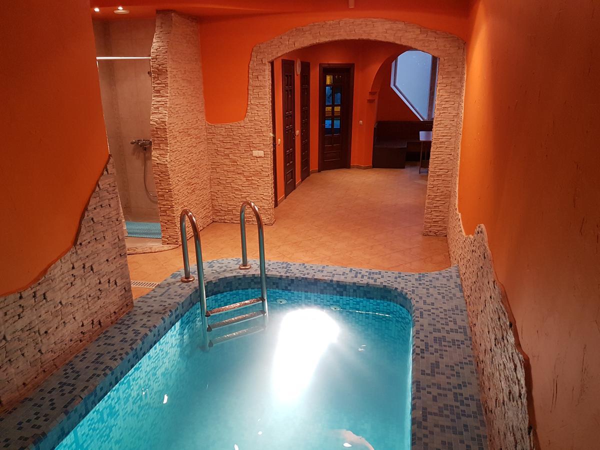 Apartament Erfolg 12 Даугавпілс Екстер'єр фото