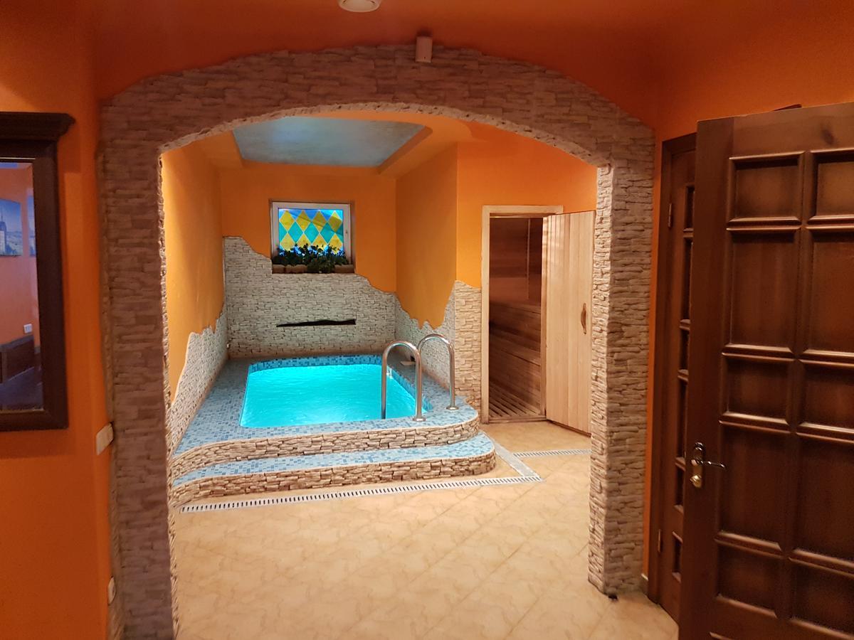 Apartament Erfolg 12 Даугавпілс Екстер'єр фото